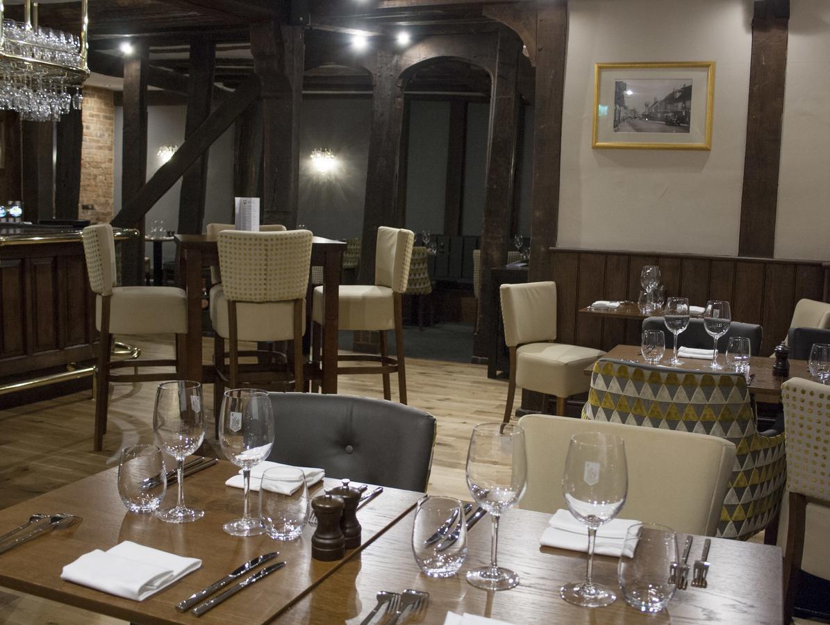 The Swan Hotel Bar And Grill マルドン エクステリア 写真